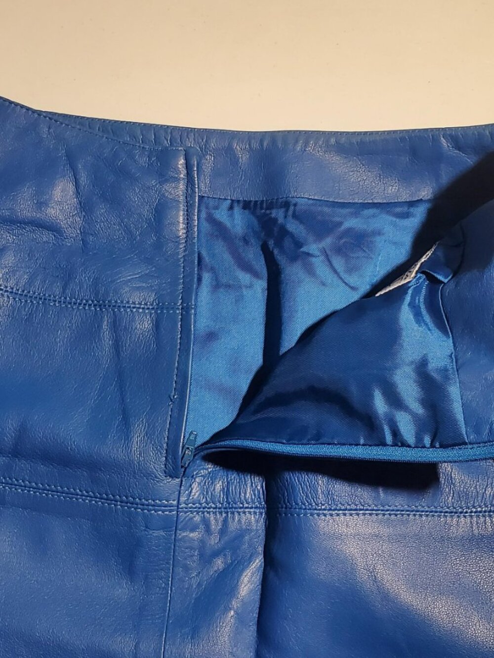 La Nouvelle Renaissance Blue Leather Pencil Skirt Vintage/Y2K - Marked size 10 - Picture 9 of 16